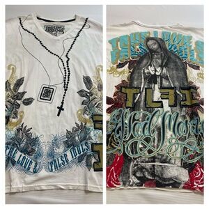 NWT True Love False Idols White T-Shirt Size Medium New